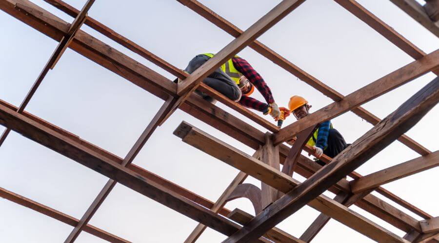 Professional gutter cleaning services in Esparto, CA